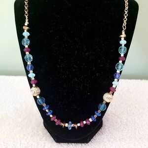 Elegant Vintage Gold and Multicolor Lucite Faceted Beaded Necklace.